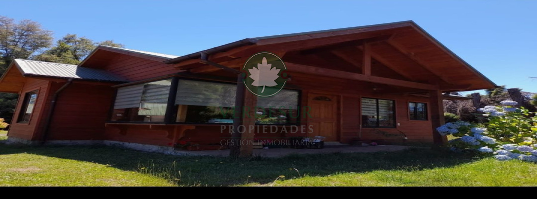 VENDE PARCELA CON 3 CASAS.